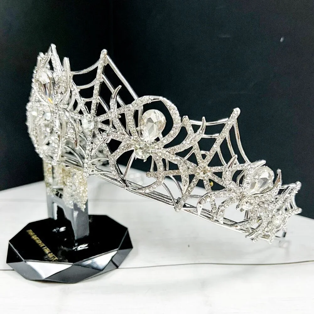 Halloween crown, Cosplay crown, silver spider crown, Gothic wedding headpiece